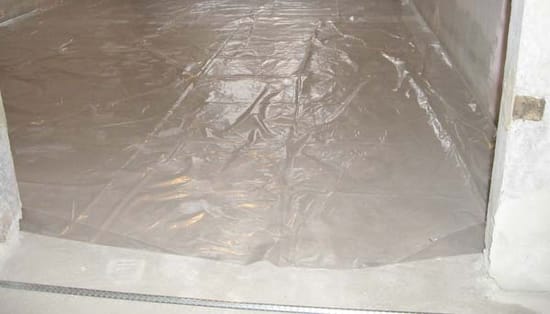 Гидроизоляция пола полиэтиленовой пленкой